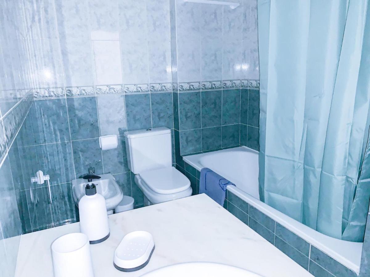 Apartamento T2 Carvoeiro-Lagoa Precos Acessiveis Apartment Екстериор снимка